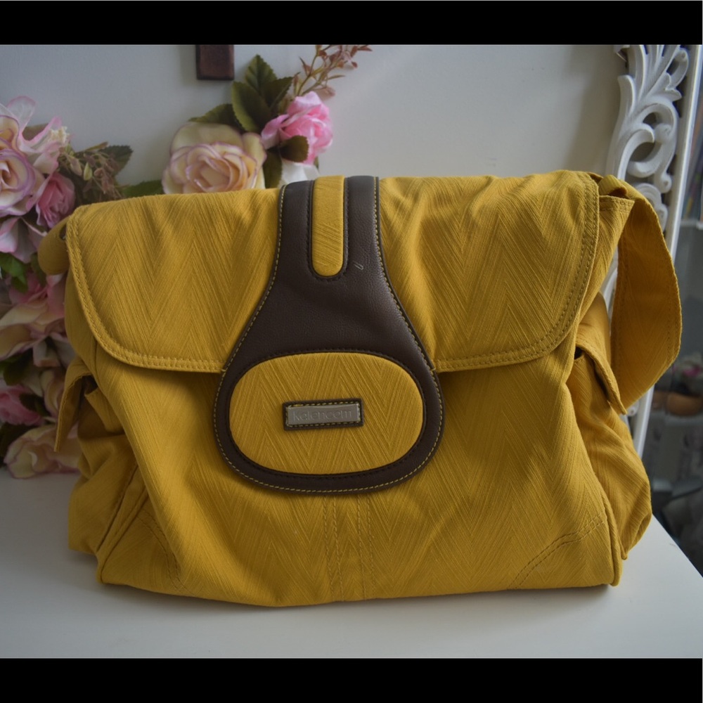 SOLD!! Kalencom Elite Pizzazz Diaper Bag